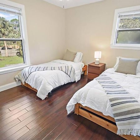 Casa Arena Relaxing Beach House W/ Patio Vero Beach Exterior photo
