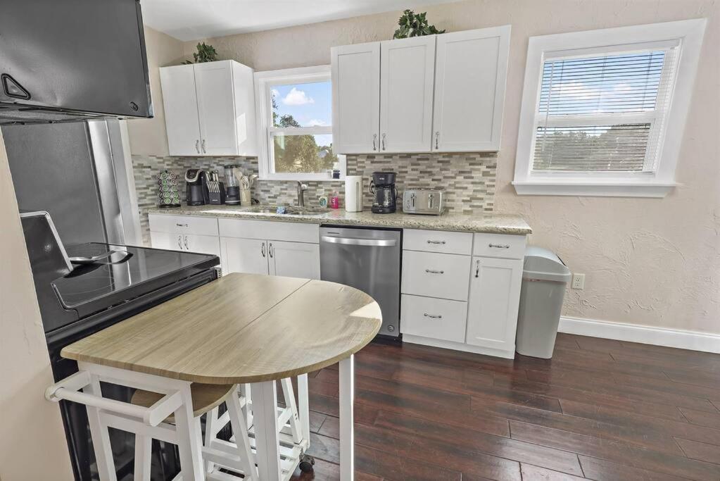 Casa Arena Relaxing Beach House W/ Patio Vero Beach Exterior photo