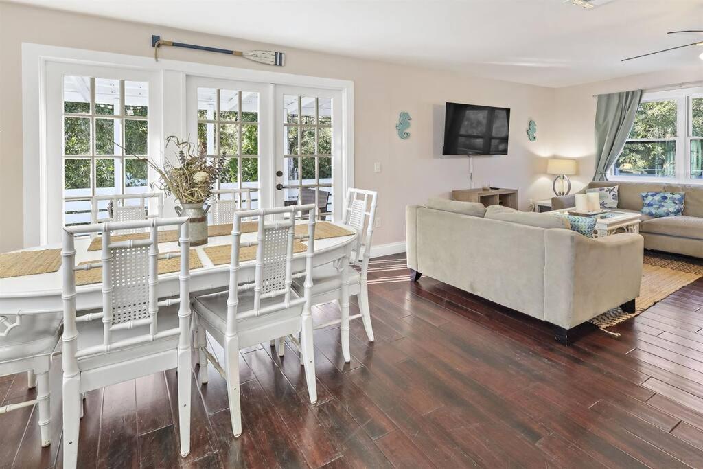 Casa Arena Relaxing Beach House W/ Patio Vero Beach Exterior photo
